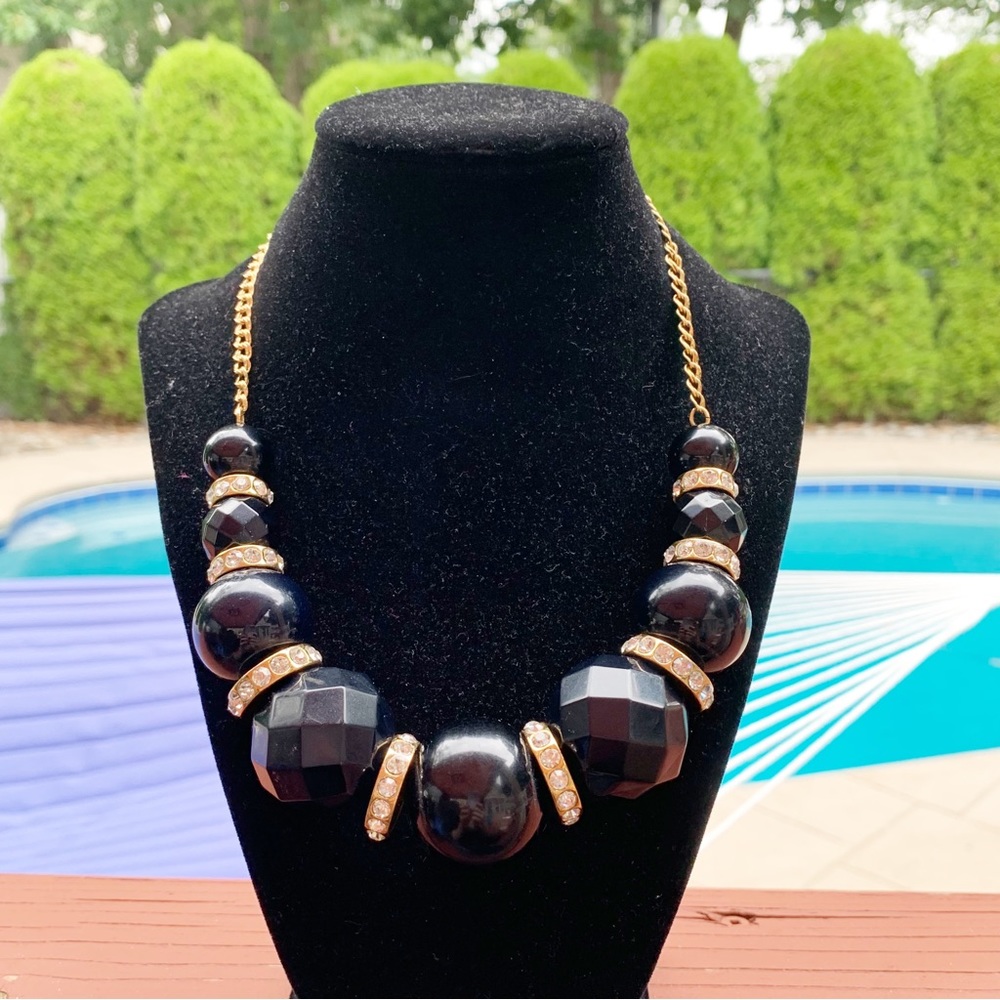 Kate Spade black chunky bead and rhinestone gold tone collar necklace